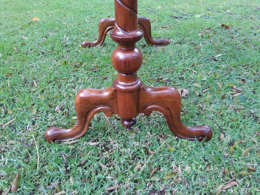 An Antique Circa 1880 Victorian Mahogany And Walnut Chess Table