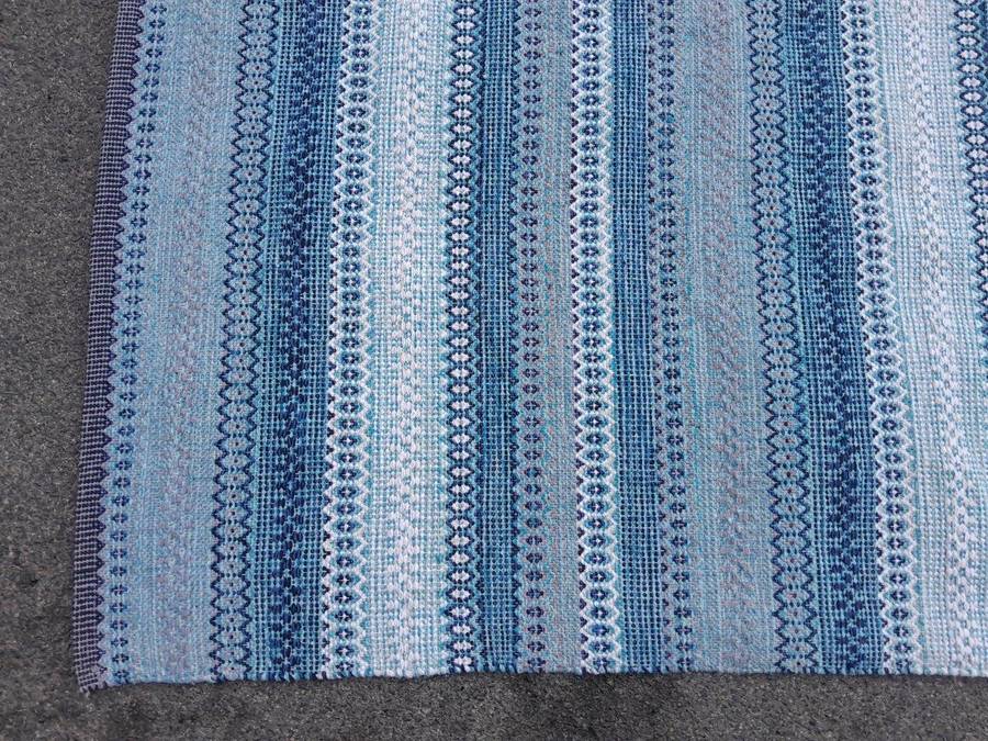 A  Striped Woven Cotton Dhurrie / Kelim Carpet / Rug With Blues And White Colours