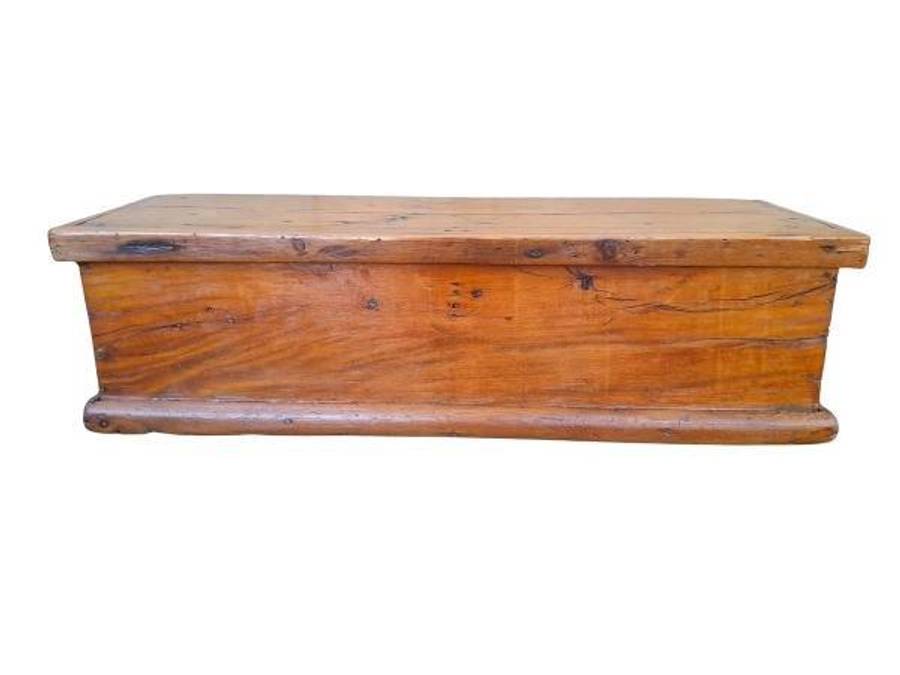 An Antique Early 1900s Circa 1920 Oregon Large Chest / Kist