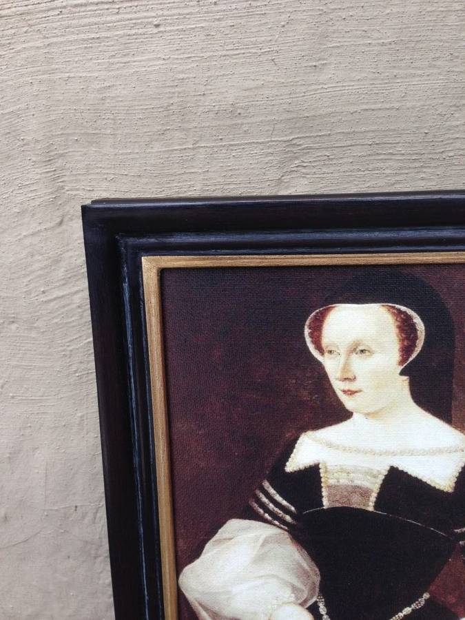 Canvas Queen Prints Small