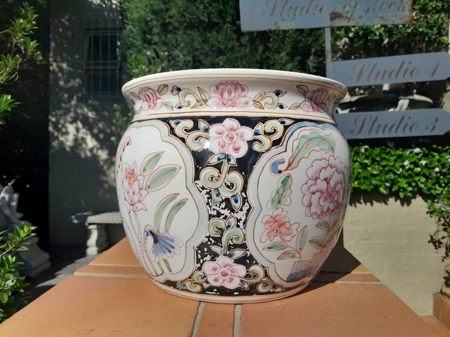 A 20th Century Large Oriental Style Ceramic Bowl/Planter