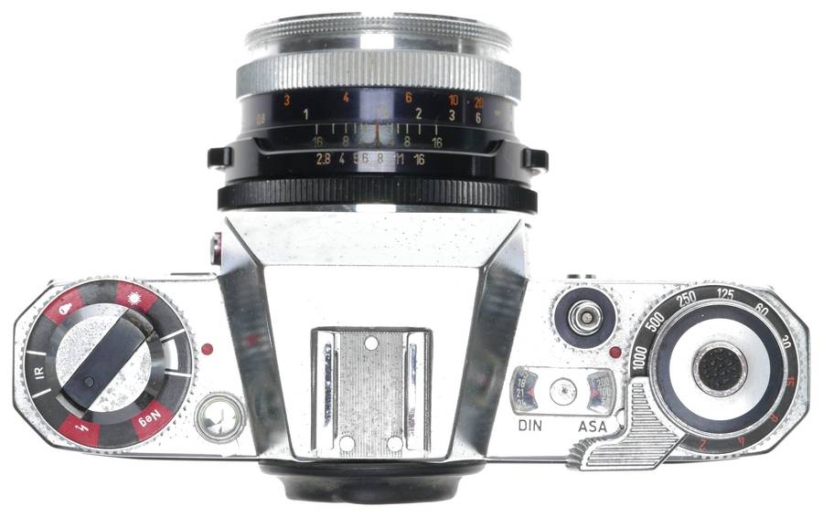 Icarex 35 S Zeiss camera BM Tessar 2.8/50 Voigtlander