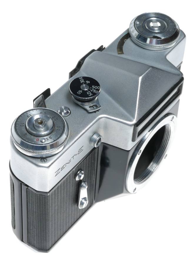 Zenit-E Vintage 35mm film SLR camera body only chrome/black