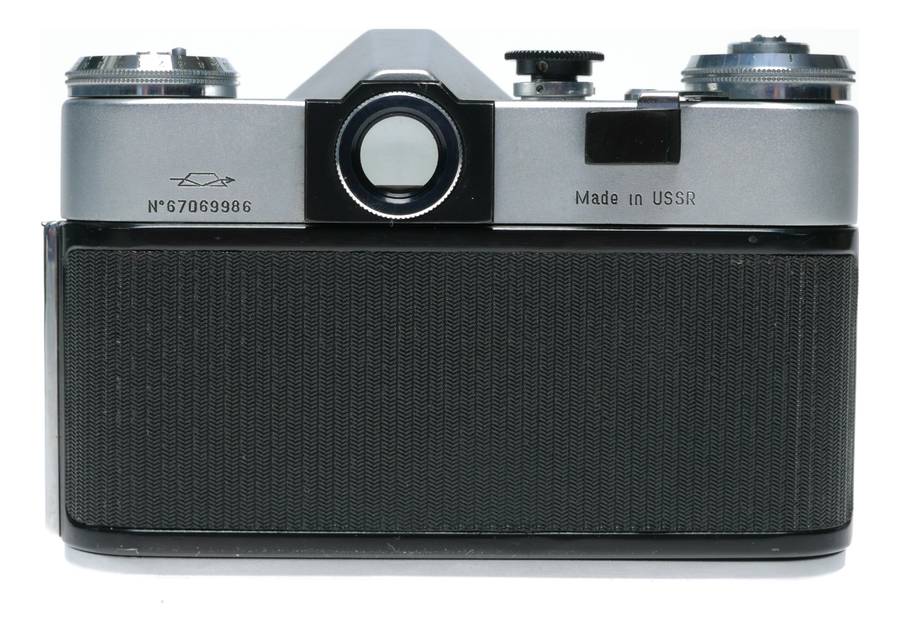 Zenit-E Vintage 35mm film SLR camera body only chrome/black