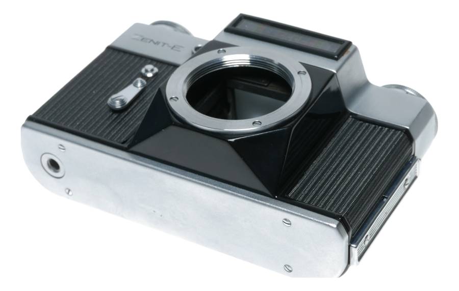 Zenit-E Vintage 35mm film SLR camera body only chrome/black