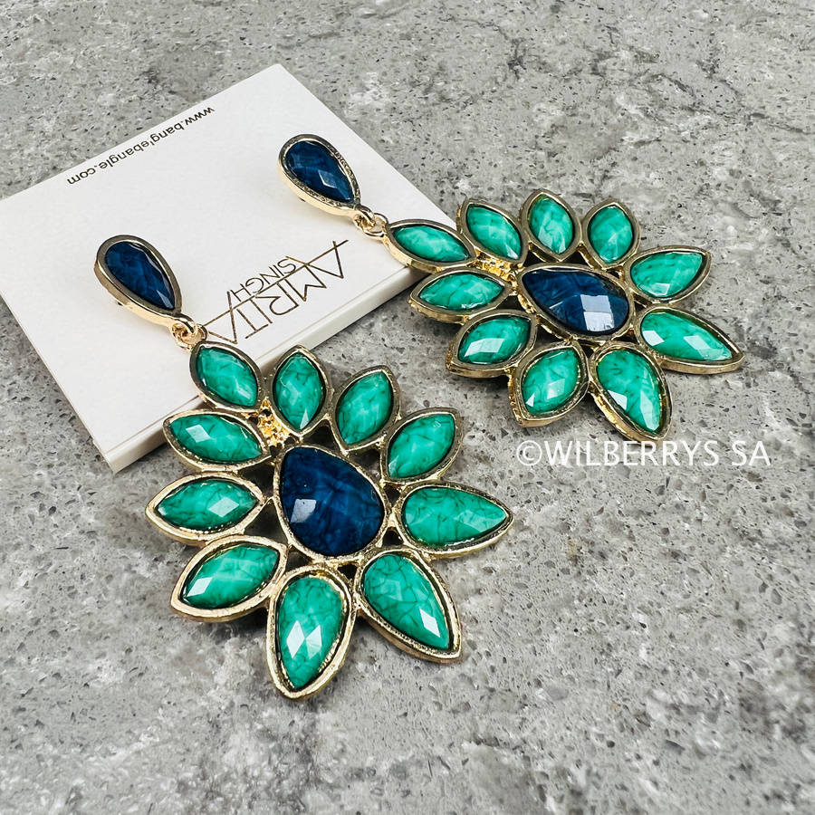 Must see! Retail: R1250.00 AMRITA NEW YORK Nello Austrian Crystal Earring Evergreen