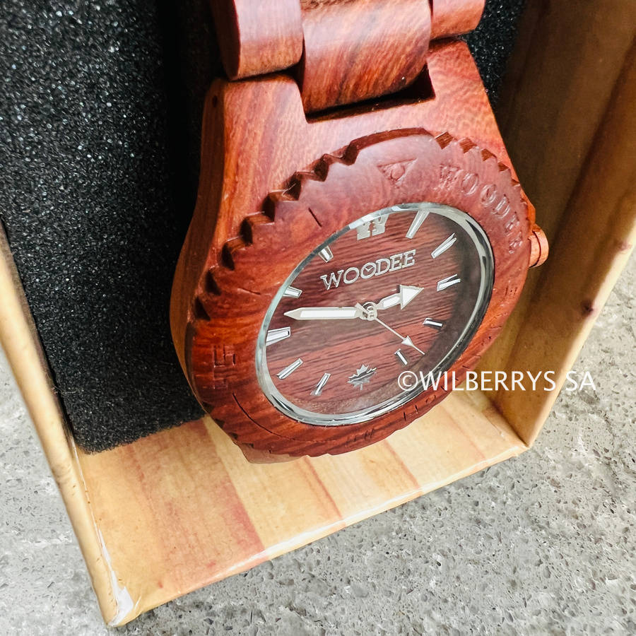 Retail: R2,499.00 WOODEE ® Unisex 40mm Natural Dark Wood WOOF Edition Watch BRAND NEW