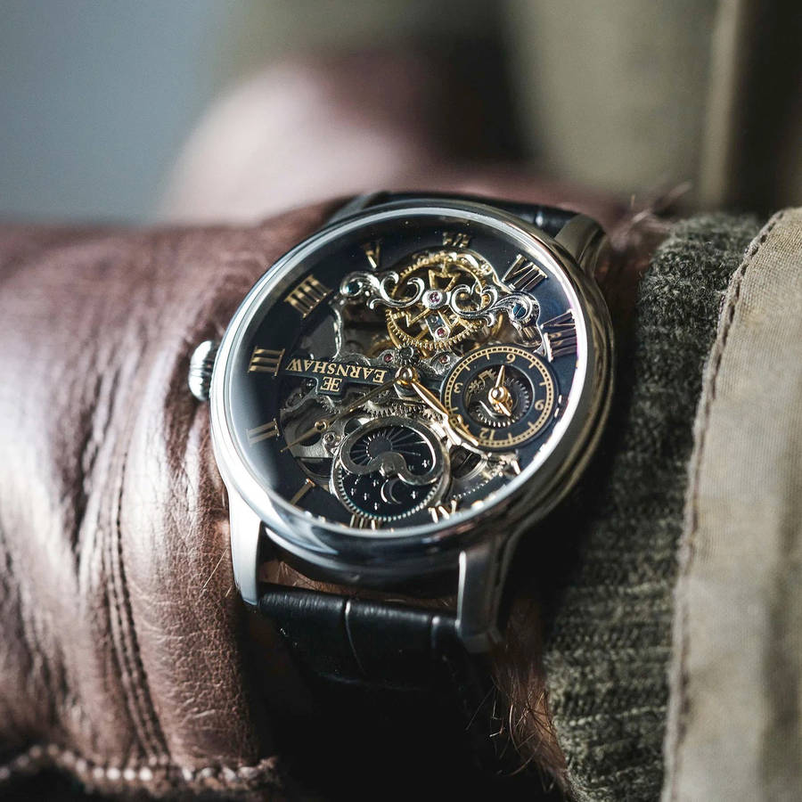 ***must see*** rrp: R8,200.00 THOMAS EARNSHAW AUTOMATIC LONGITUDE DUAL TIME MIDNIGHT GREEN NEW