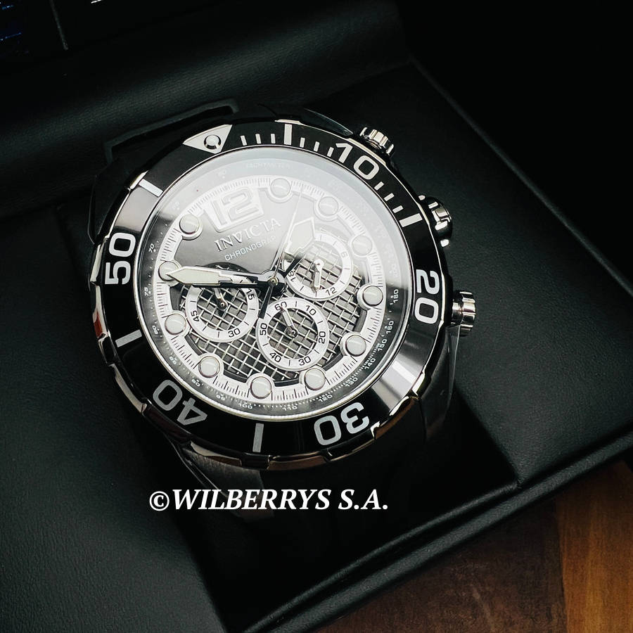 wow!! rrp R7,999.00 INVICTA Special Forces Ionic Black and Silicon TWISTED MET Chronograph Watch NEW