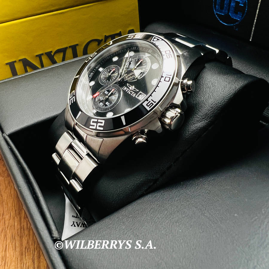 R30 courier!! look!! rrp R6,999.00 INVICTA Men`s Silver / Black Classic Tachy Steel Watch BRAND NEW