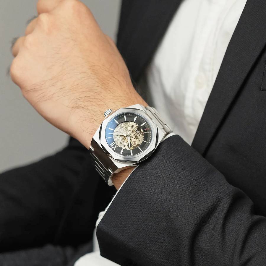 LOOK!! rip: R9,200.00 THOMAS EARNSHAW CLARK SKELETON AUTOMATIC Storm Black Watch