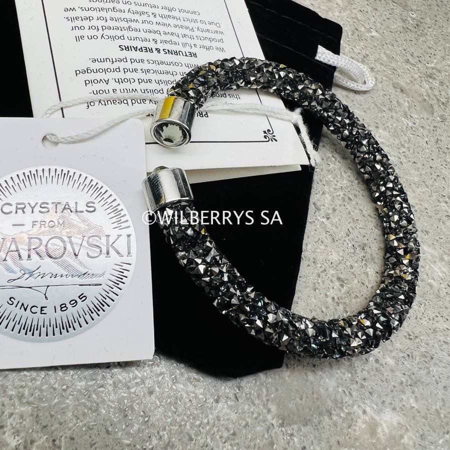 LOOK!! Retail: R1750.00 LONDON JEWELLERS Brilliance CRYSTALS FROM SWAROVSKI Sugar bracelet