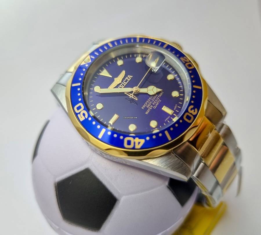 Invicta Men`s Sea Urchin Smurf Blue 200m Dive 38mm Watch