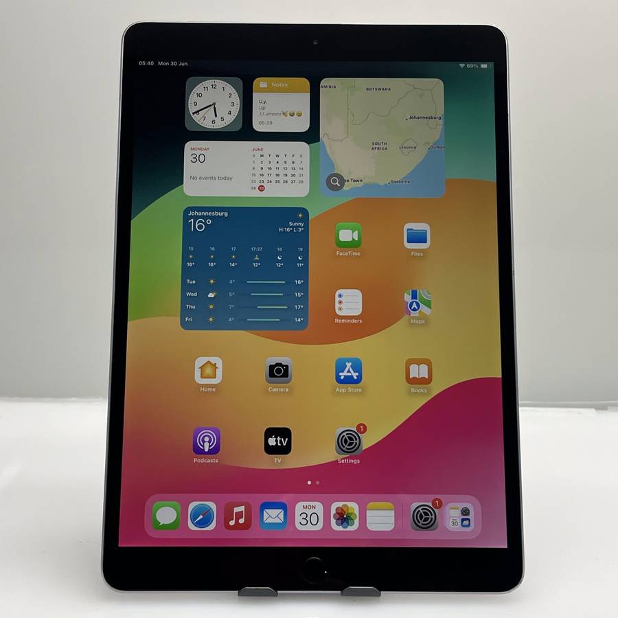 Devices - iPad Pro 10.5 1st Gen (WiFi/E-SIM Only) 64GB Space Gray