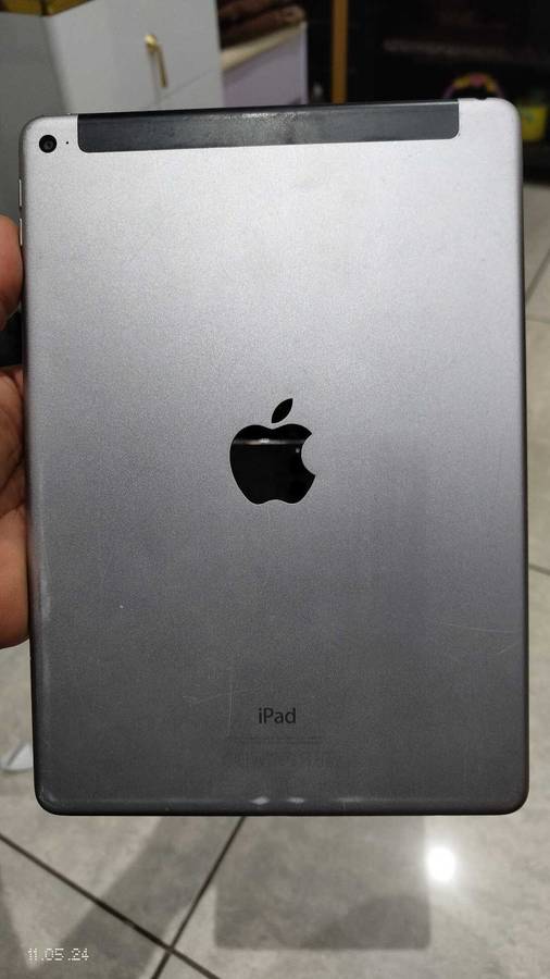 Apple iPad Air 2 64GB cellular+WiFi A1567 Space Grey (Pre Owned)