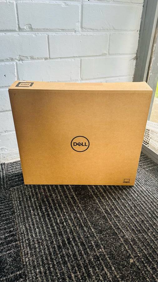 Dell Latitude 7320 13.3-inch Core i7-1185G7 Laptop