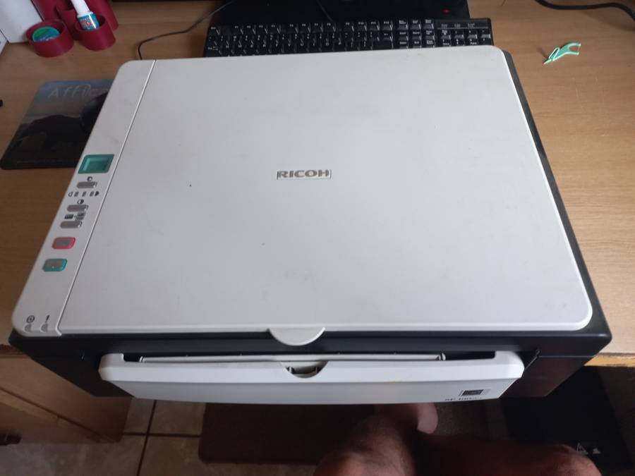 Ricoh SP 100su e (need tonner)