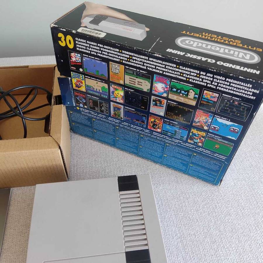 Nintendo Classic Mini Entertainment System