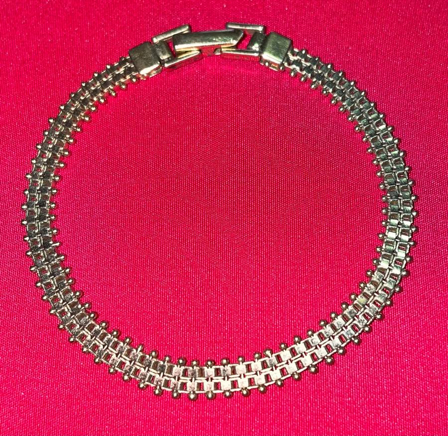 Stunning Vintage Tennis Bracelet