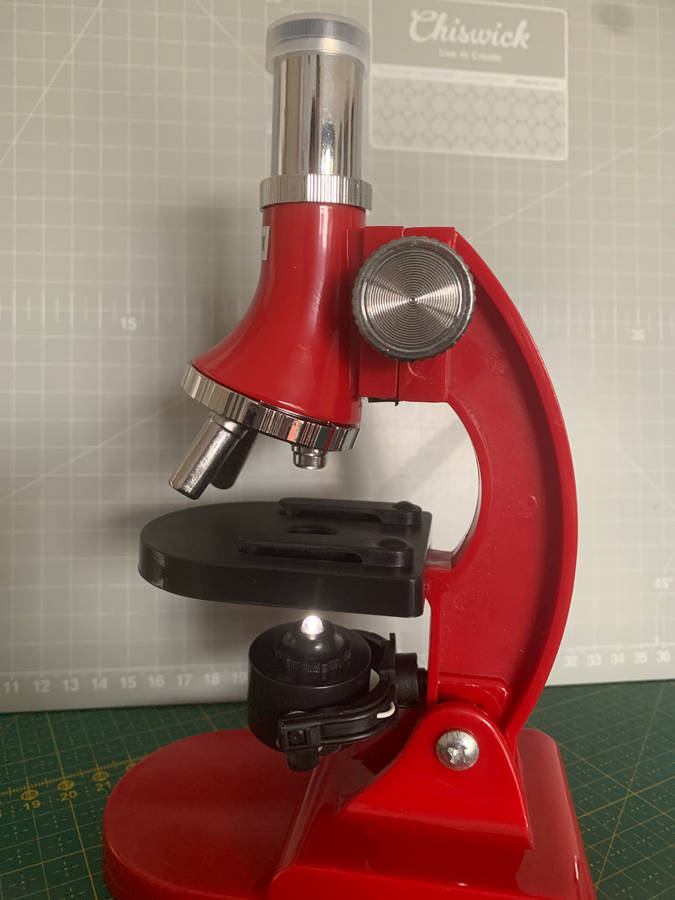 Microscope with accessories