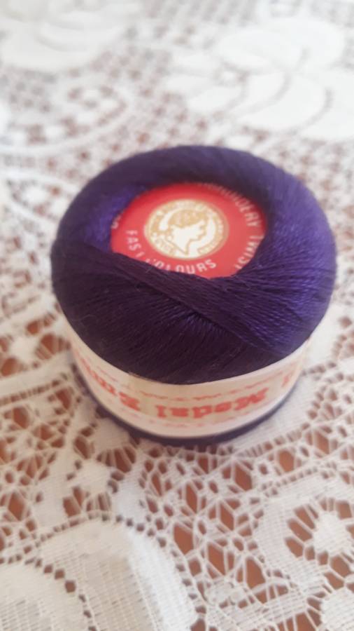 GOLD MEDAL EMBROIDERY THREAD 20M FAST COLOUR - DEEP PURPLE