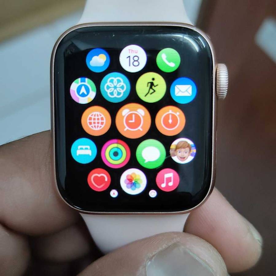 Apple Watch Series 5 40mm Rose Gold ( Pre Owned)