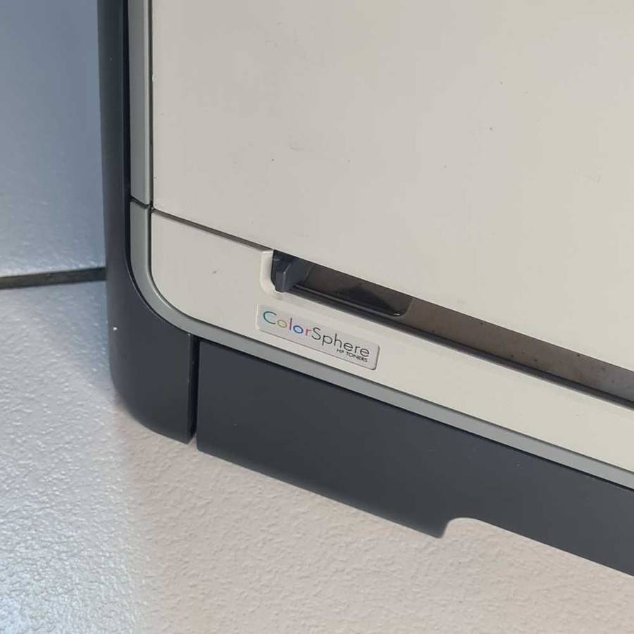 HP Color Laserjet CP1515n