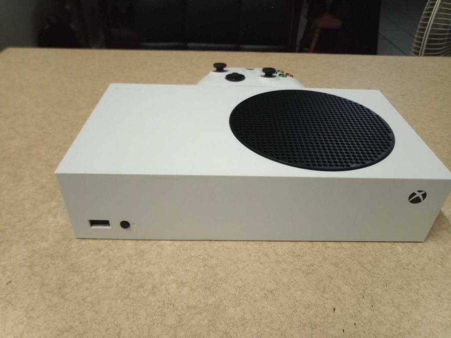 Xbox Series S 512GB Digital Gaming Console