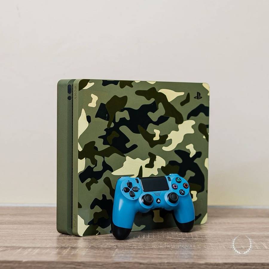 Limited Edition PlayStation 4 Slim
