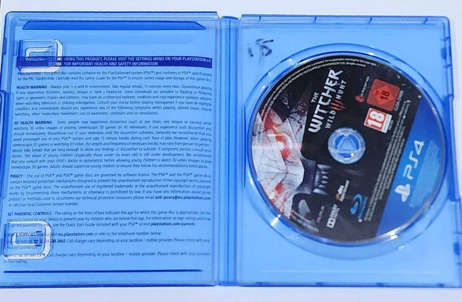 THE WITCHER - WILD HUNT (PS4)