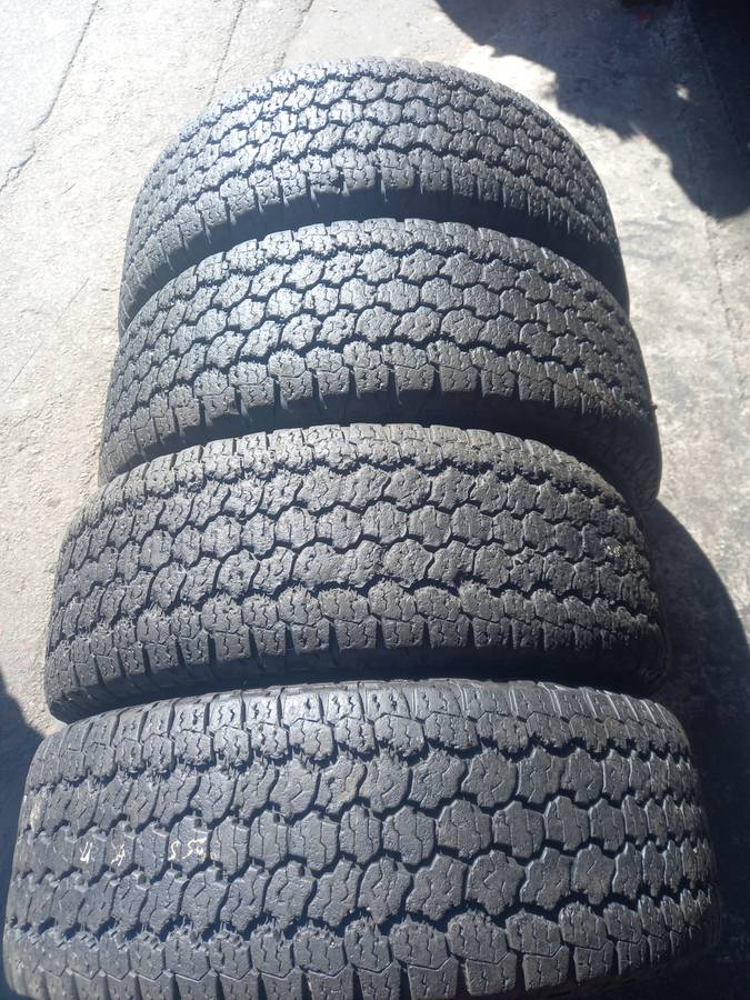 255/65/17 Goodyear Wranglar AT tyres