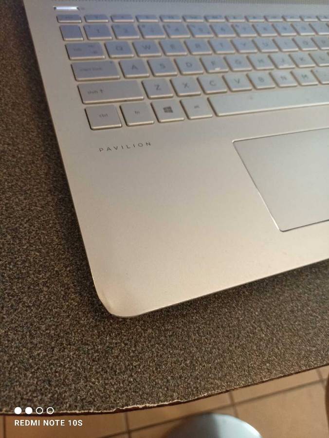 HP PAVILION 15 Bang & Olufsen i7 7th generation