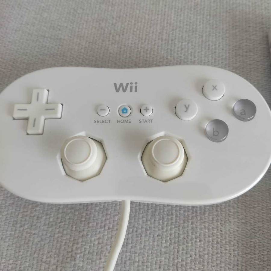 Nintendo Wii Classic Controller