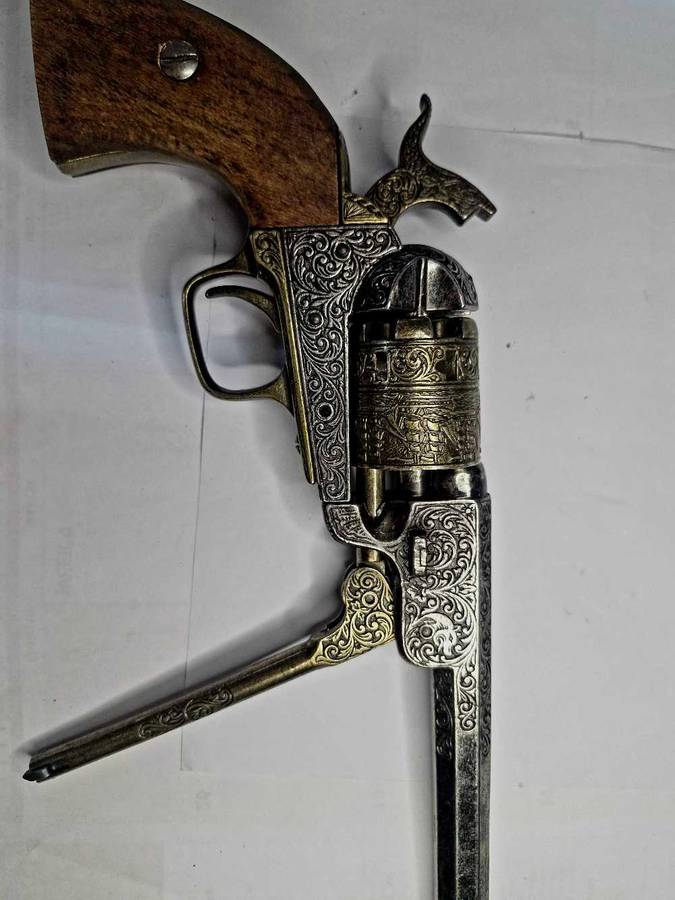 REPLICA DENIX .45 CIVIL WAR 1851 NAVY COLT REVOLVER ENGRAVED PISTOL 1040L