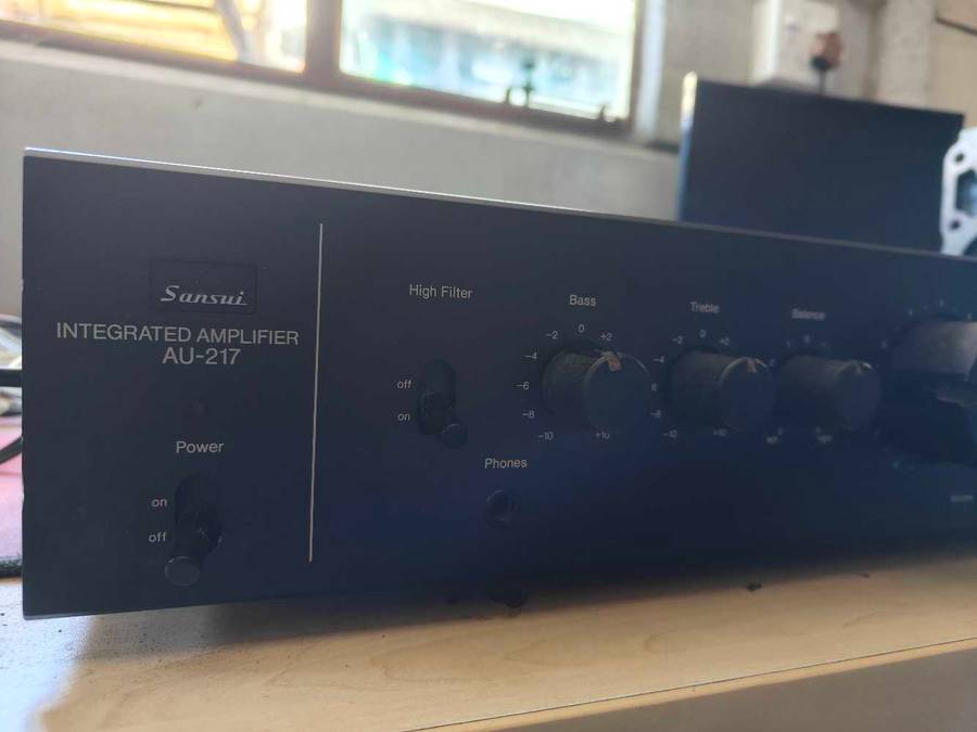 Sansui AU217 vintage amplifier
