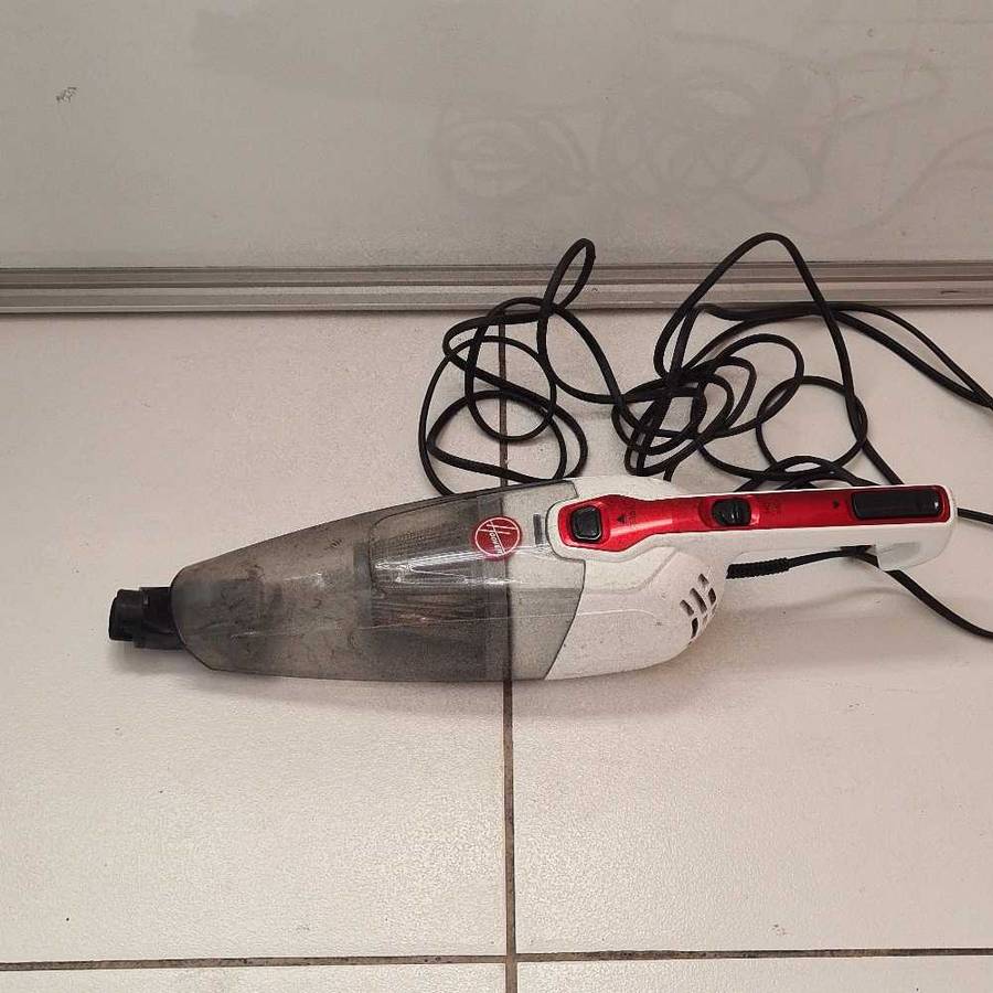 Hoover air light vacuum cleaner