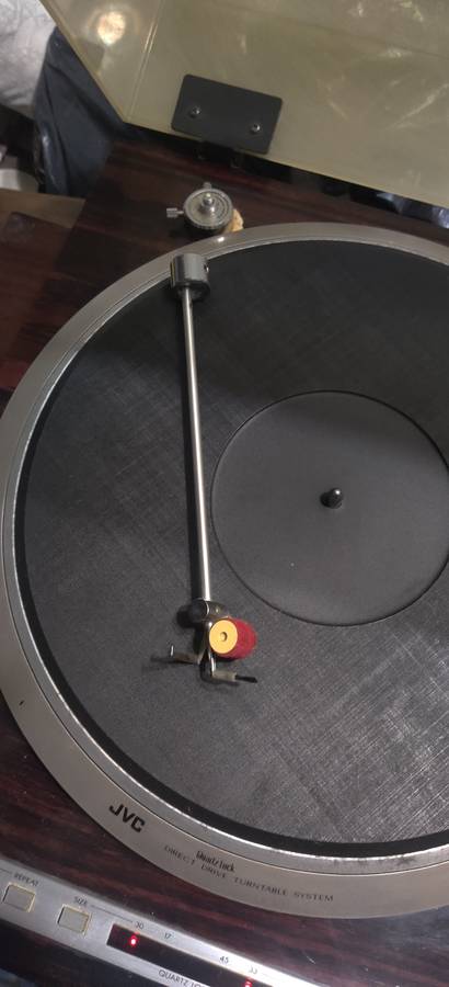 JVC QL-Y5F TURNTABLE