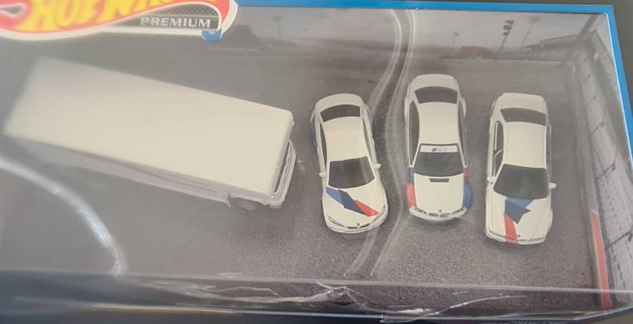 Hot Wheels Premium BMW set
