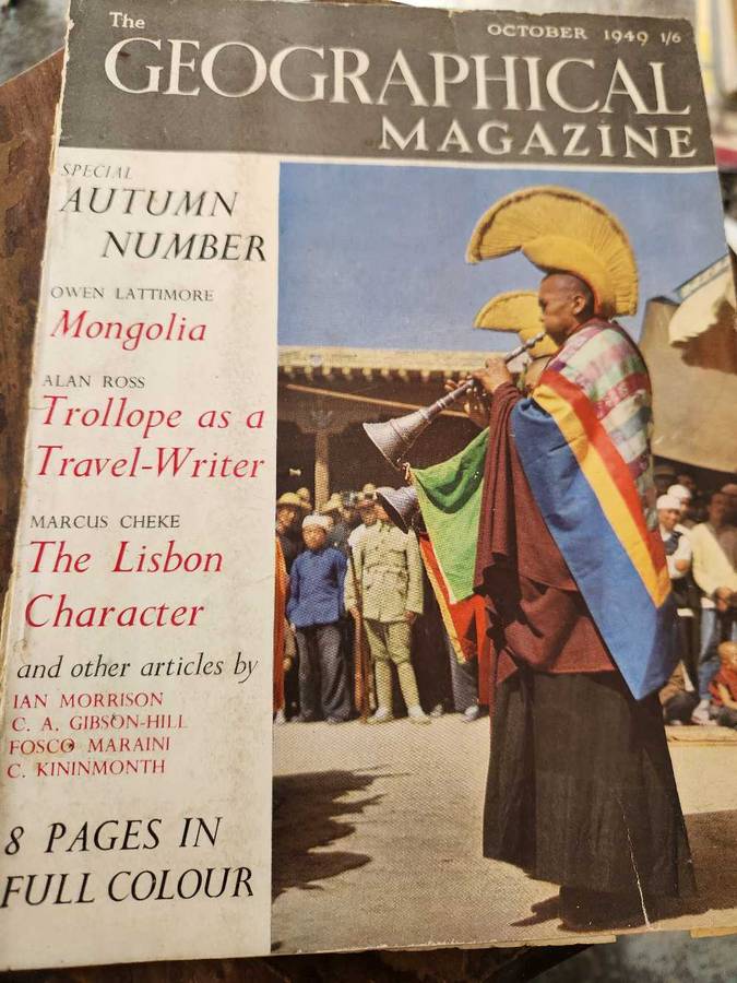 National Geographic 1949 - VERY collectible - shows definite wear but great for age