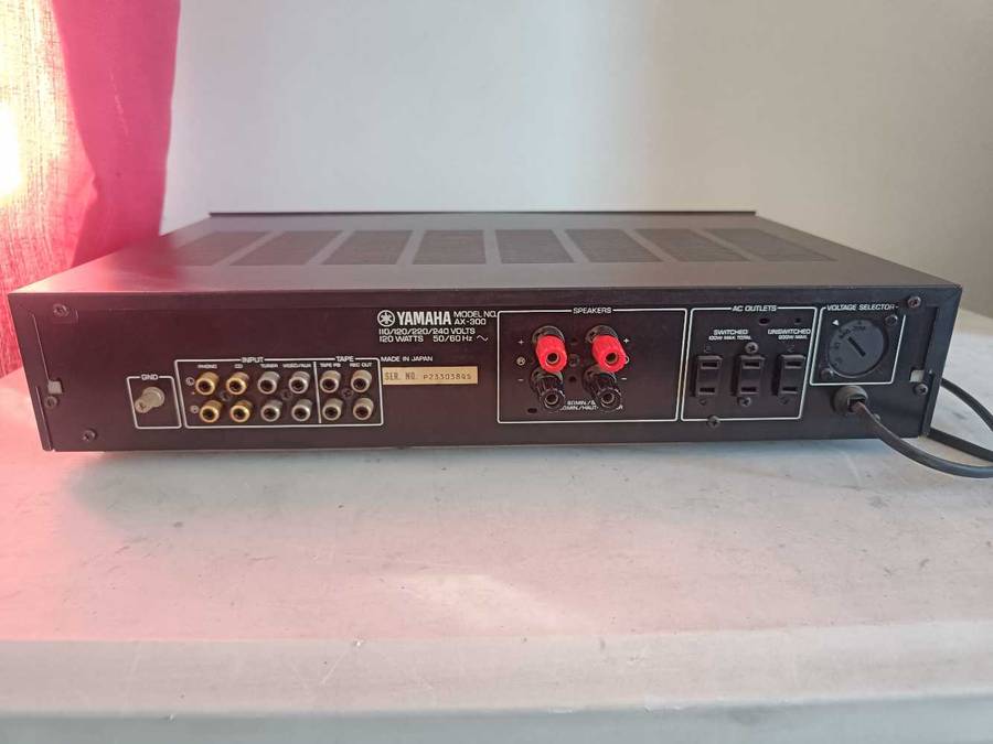Yamaha AX300 stereo amplifier