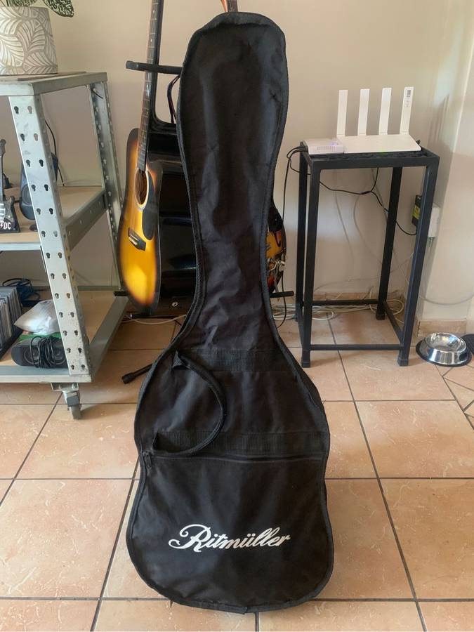 Electric Guitar with Amp