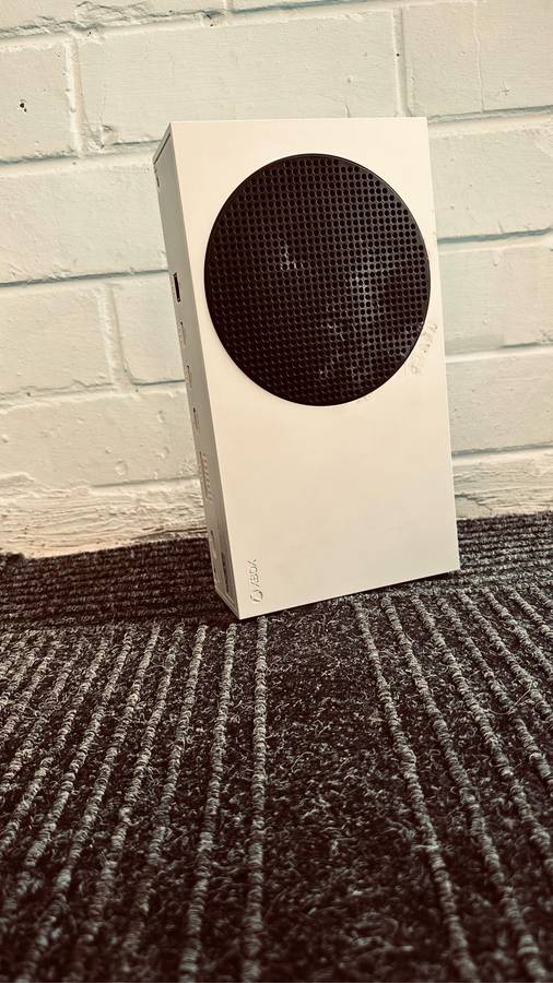 XBOX SERIES S 512GB + 6 GAMES