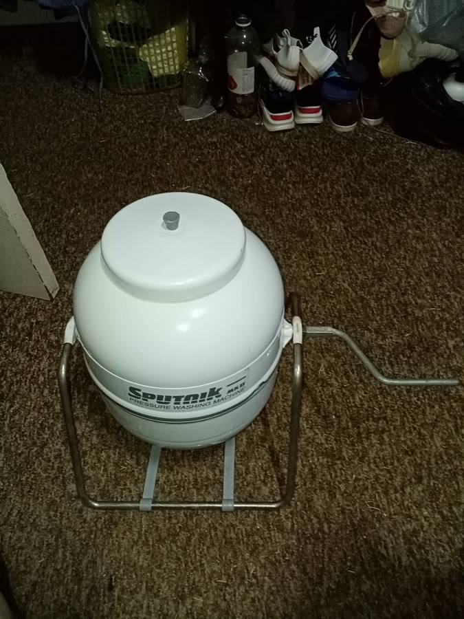 Sputnik handwash machine
