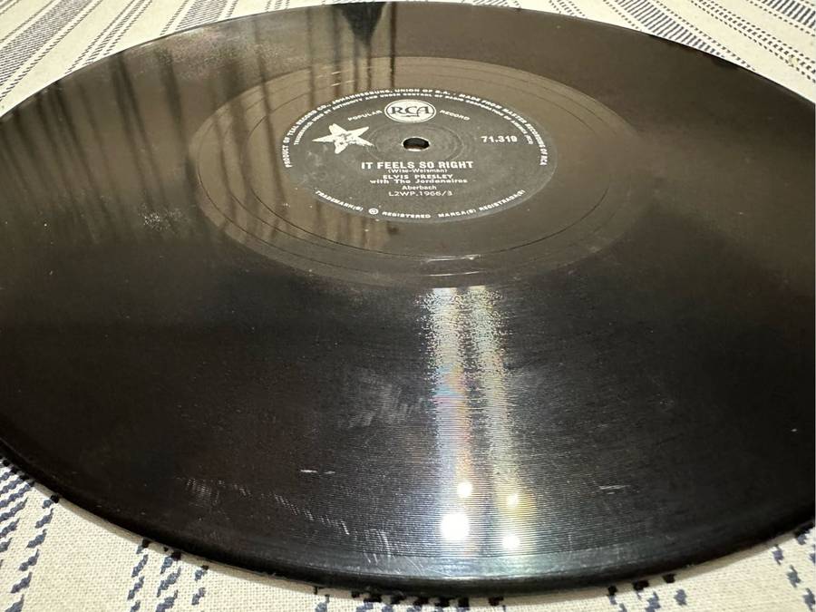 Elvis 78 vinyl - rare edition