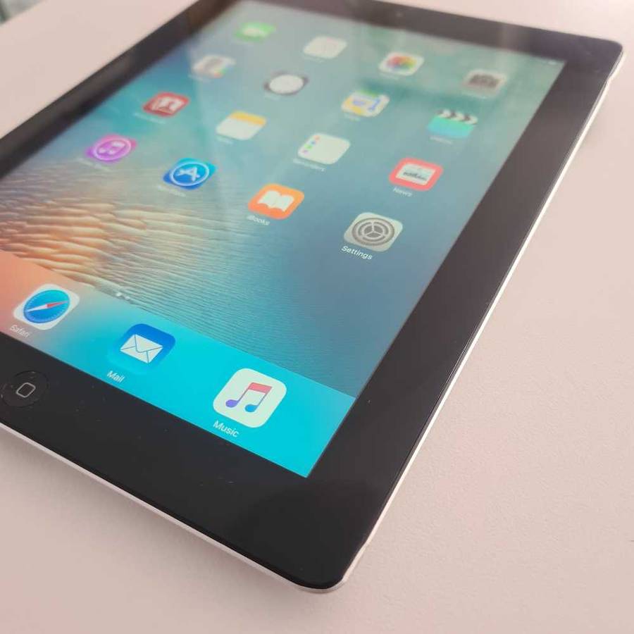 iPad MD367SO/A. 32GB. Cellular iPad