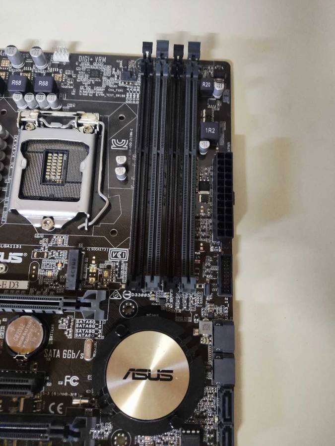 Asus H170M-ED3 Motherboard**Supports 6th gen and 7th gen CPU's**LGA1151**4 ram slots