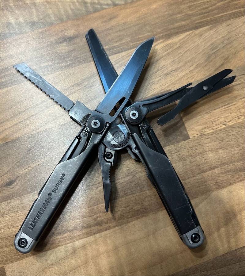 Leatherman Surge Tool Black w/Imported Kydex holster & Nylon Premium Pouch