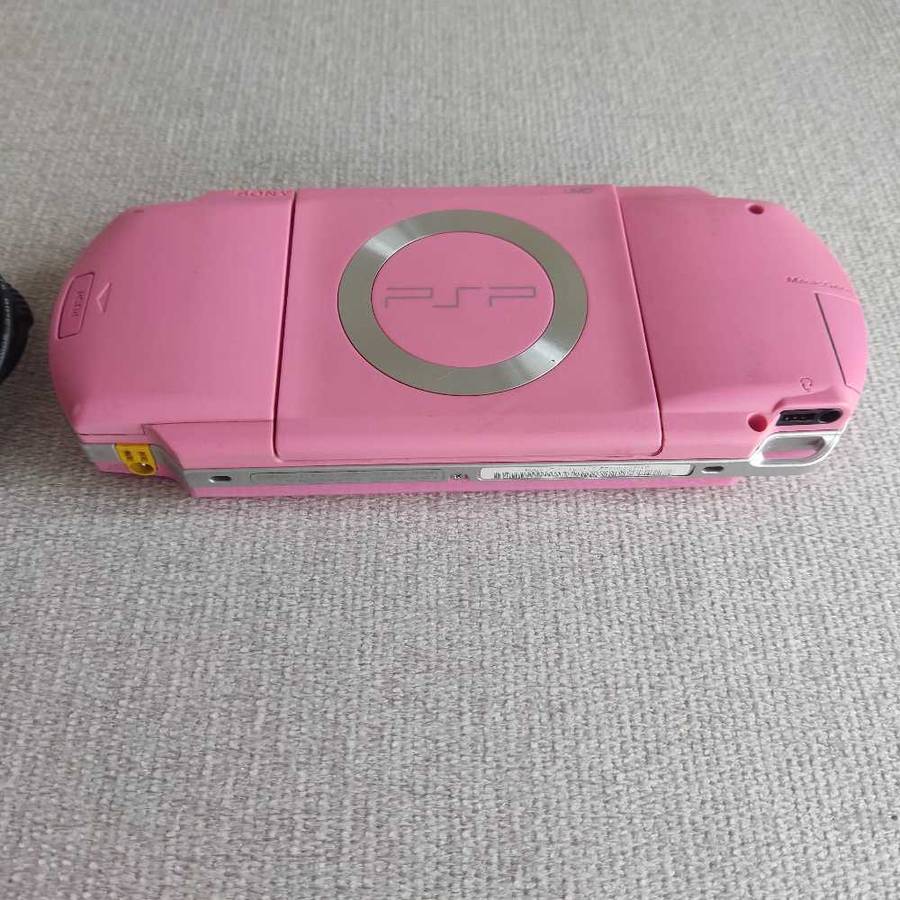 Playstation Portable (Psp) +original charger and games