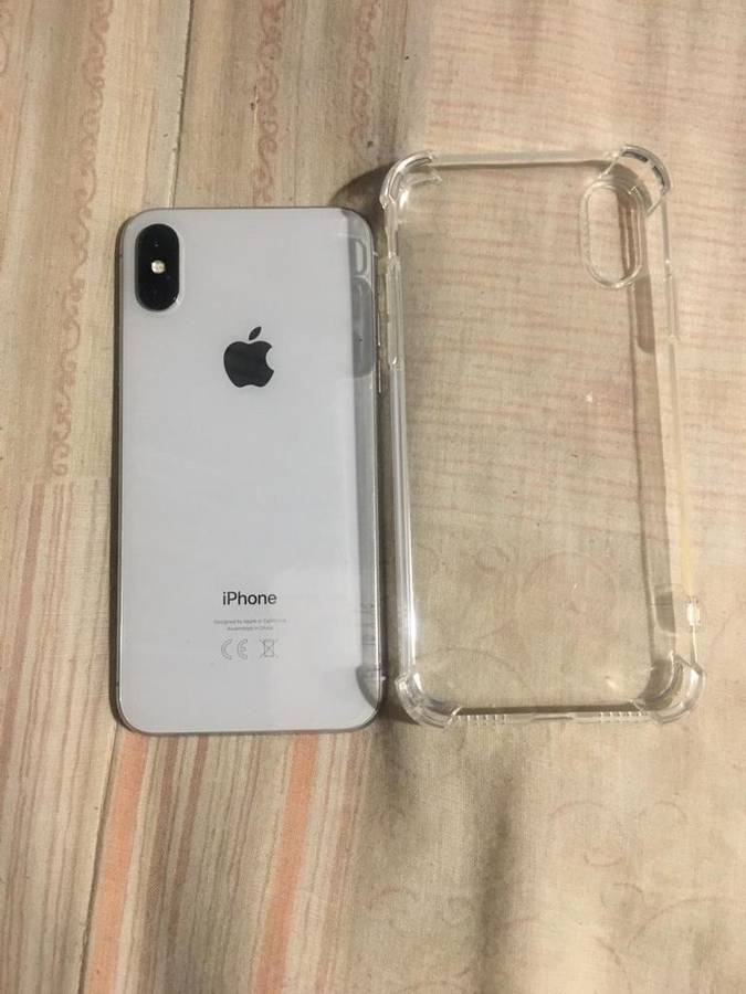 iPhone X 64GB 84% battery health