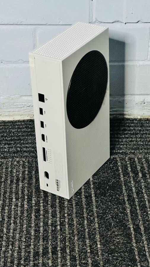 XBOX SERIES S 512GB + 6 GAMES